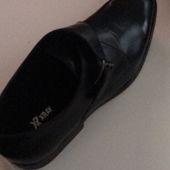 Black men’s dress shoes. - Picture 1 of 4